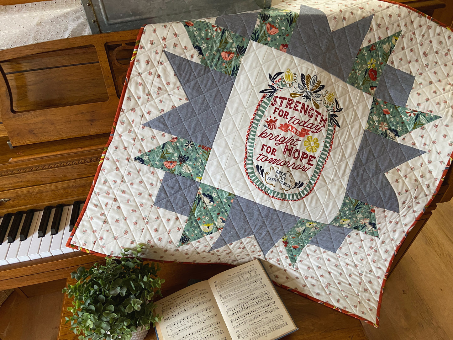 Singing Star PDF Pattern